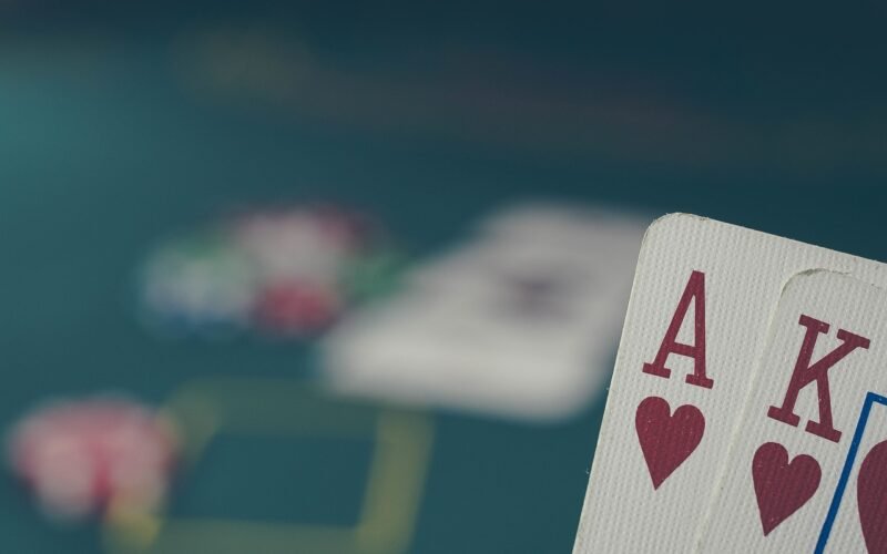 Situações que todo jogador de poker já viveu: 10 fatos